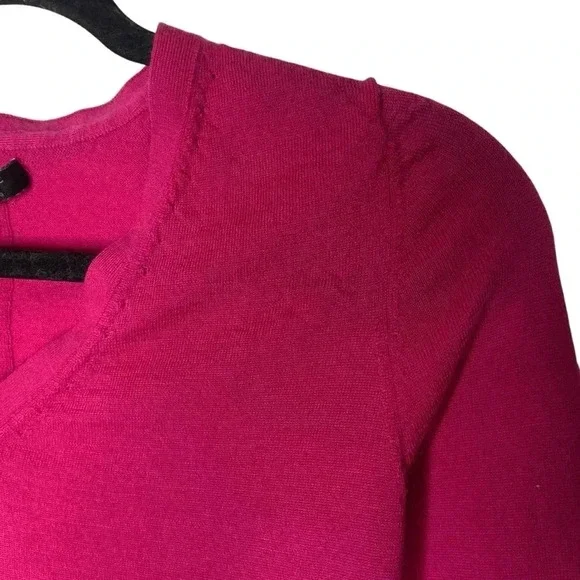 Banana Republic 100% Merino Wool V-Neck Long Sleeve Knit Sweater Pink Size Small - Picture 5 of 7